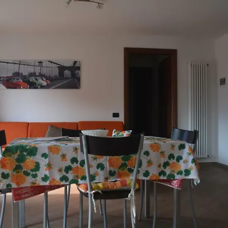 Dervio, Lago Di Como Apartment